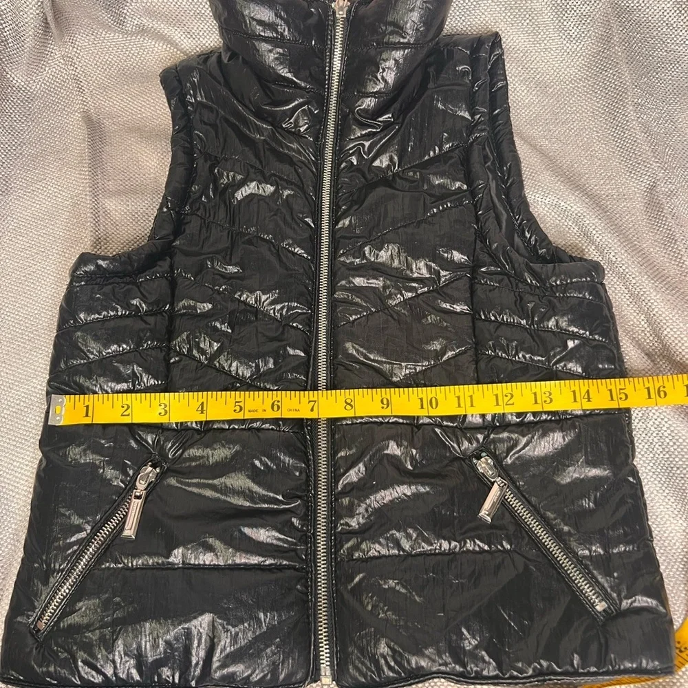 Black Quilted‎ Vest with Pink Collar